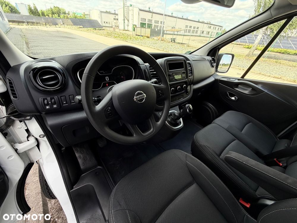 Nissan NV300 - 25