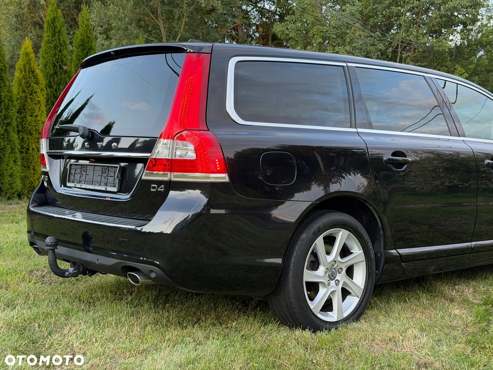 Volvo V70 D4 Geartronic Black Edition - 8