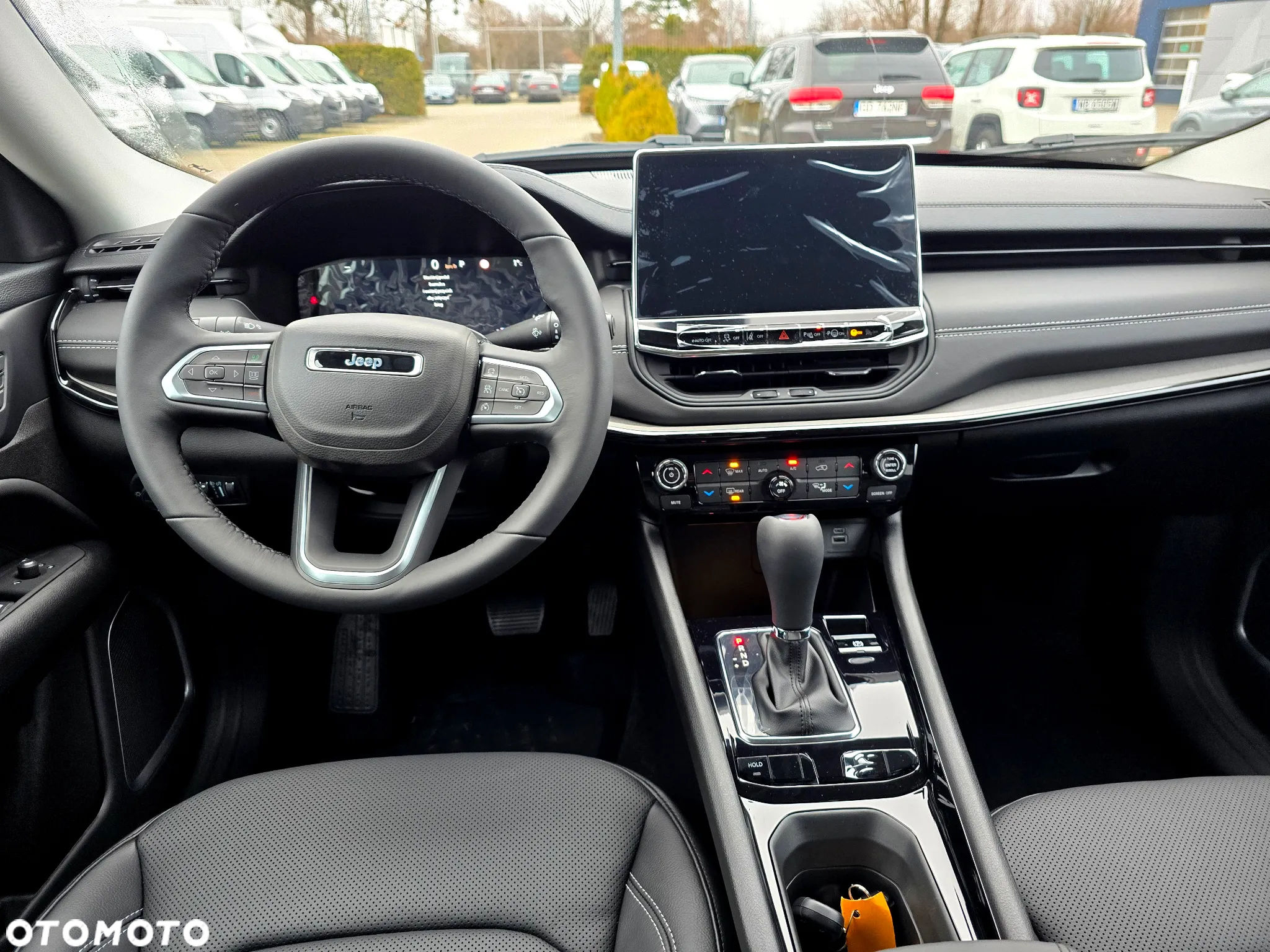 Jeep Compass - 13