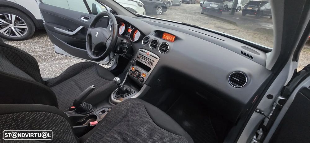 Peugeot 308 SW 1.6 HDi Premium CVM6 - 27