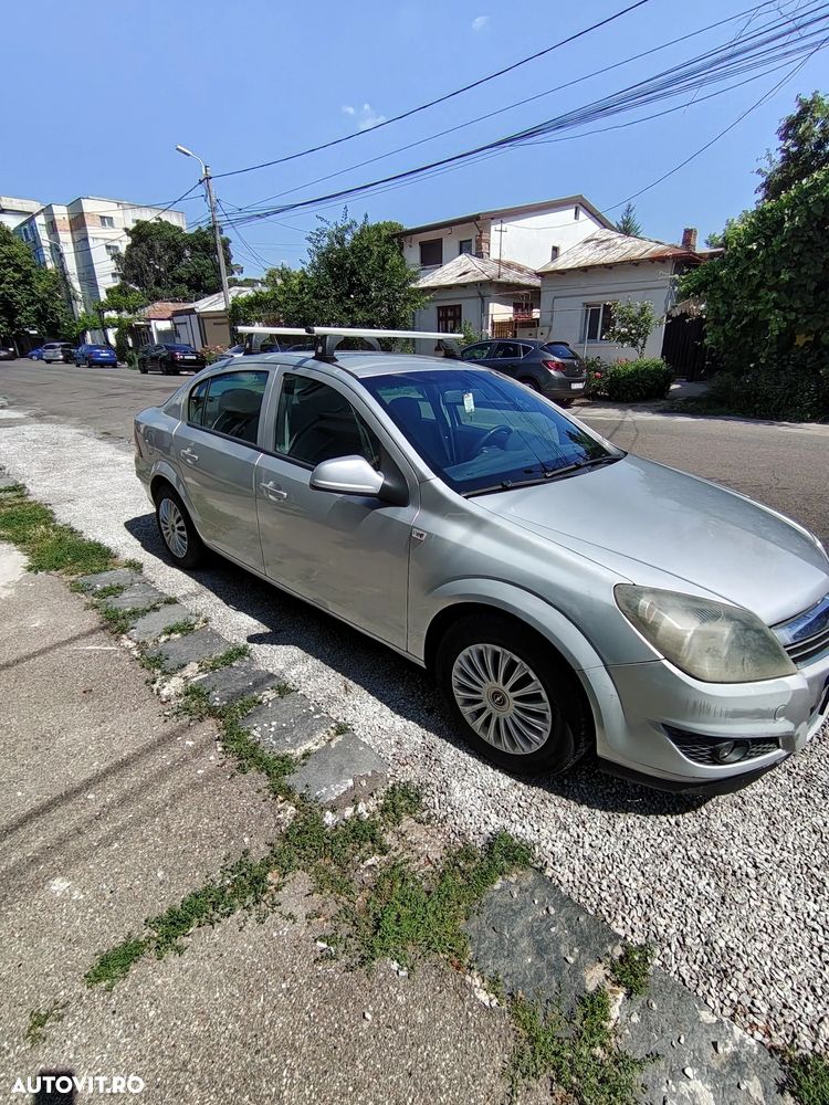 Opel Astra 1.6 Cosmo - 1