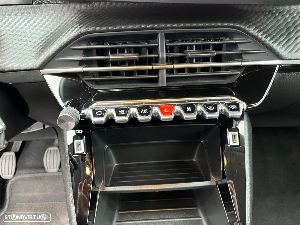 Peugeot 208 1.2 PureTech Active Pack - 18