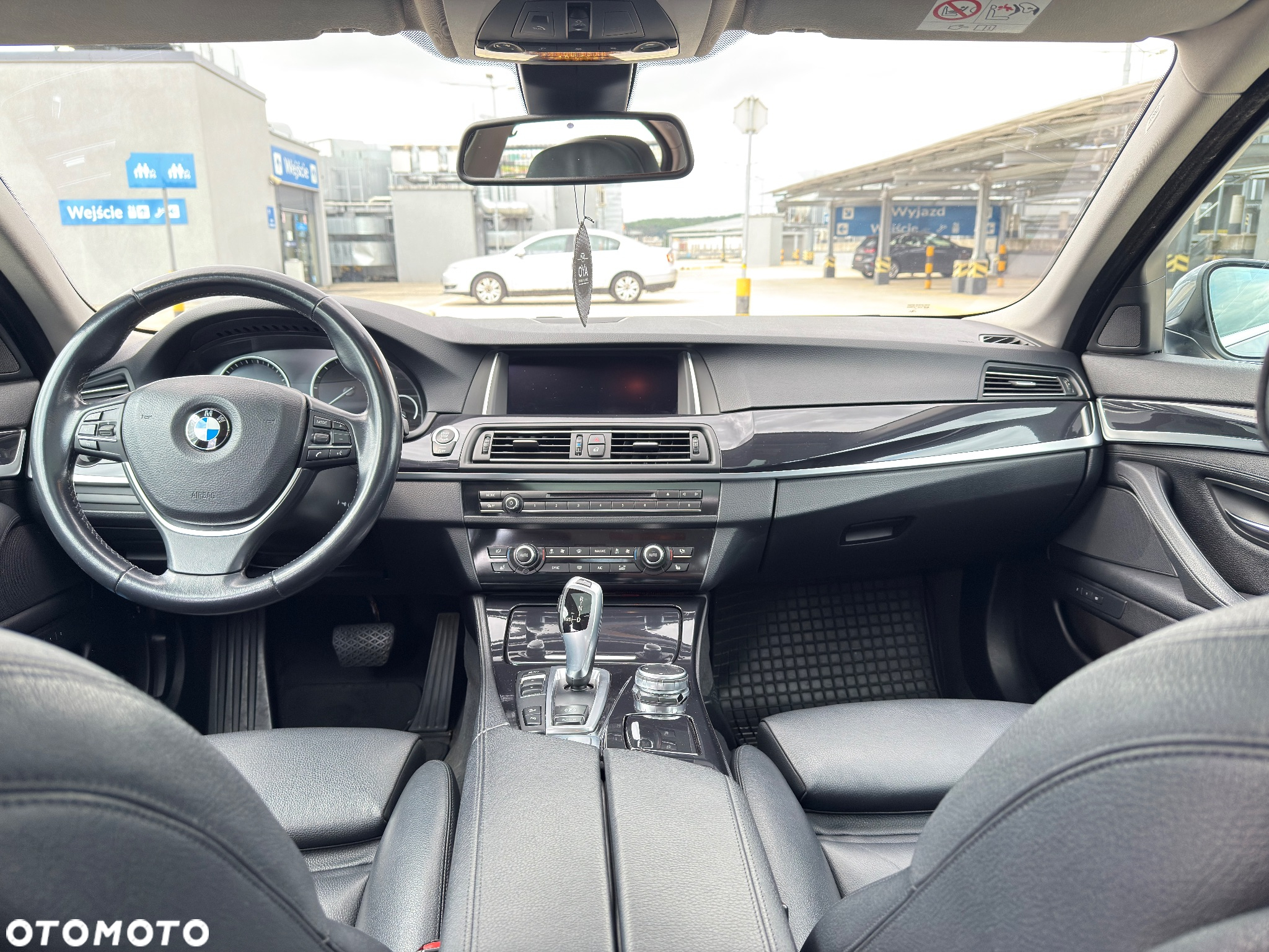 BMW Seria 5 525d xDrive Luxury Line - 20
