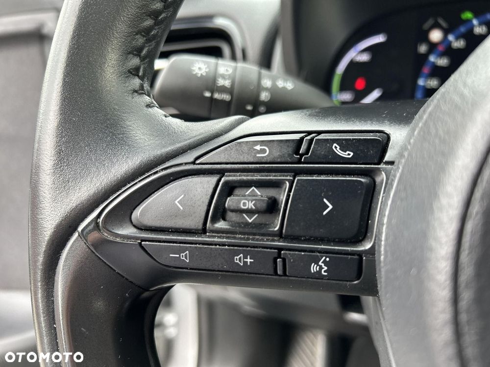 Toyota Yaris Cross Hybrid 1.5 Comfort - 17