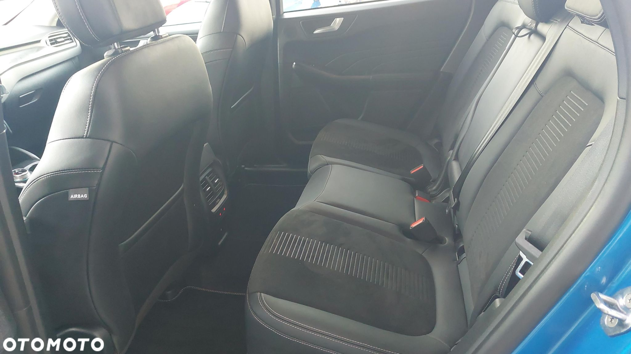 Ford Kuga - 17