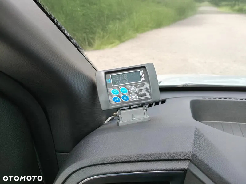 Renault Master Izoterma Chłodnia 2.0 150KM - 16