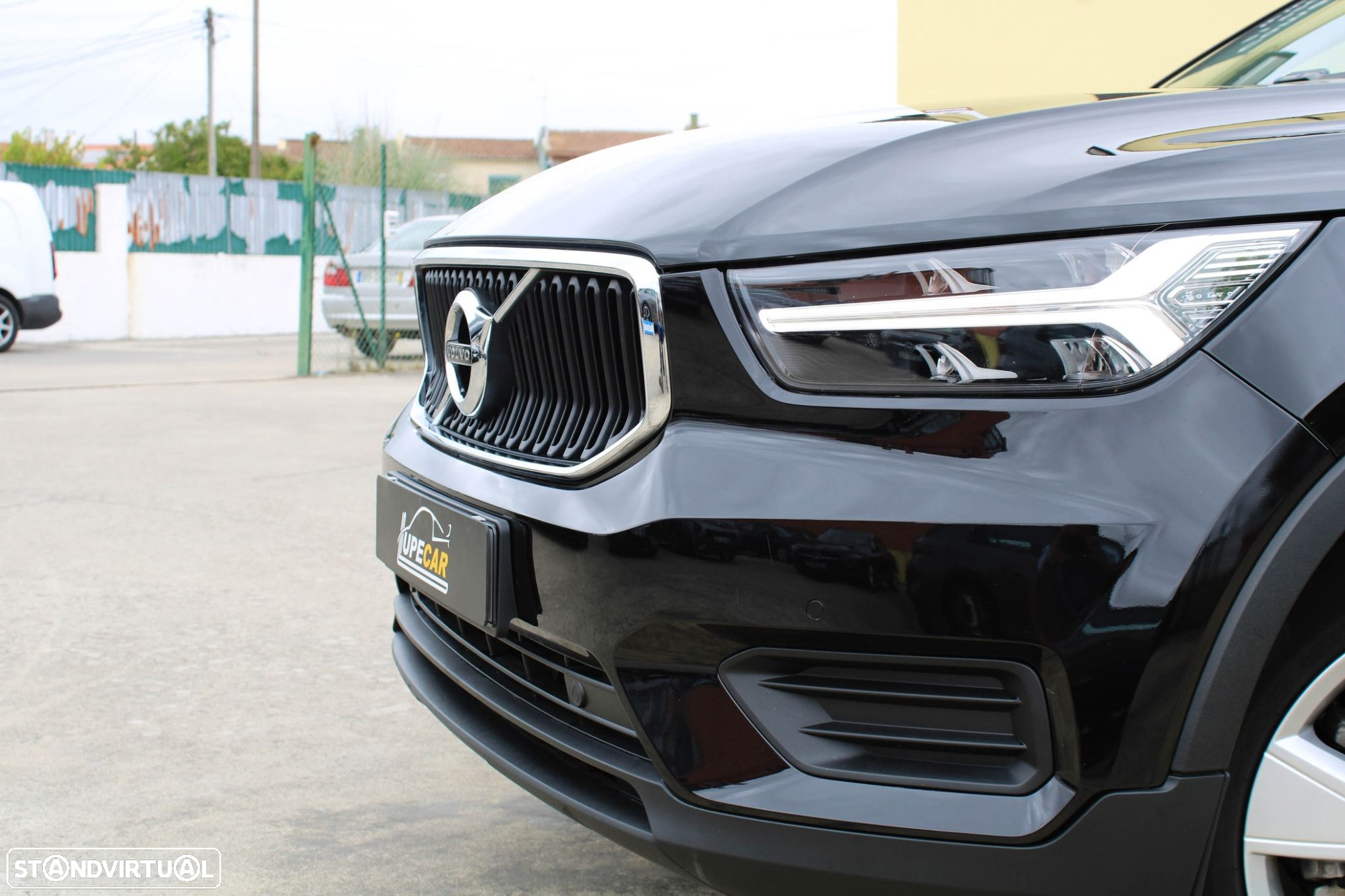Volvo XC 40 2.0 D3 Momentum Core - 12