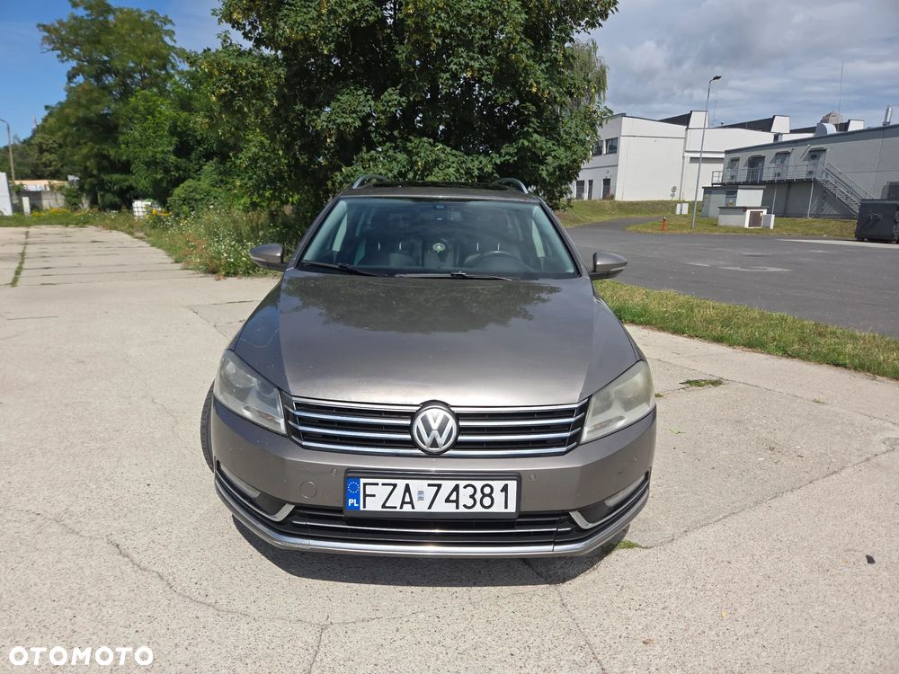 Volkswagen Passat 2.0 TDI DPF DSG R-Line Edition - 9