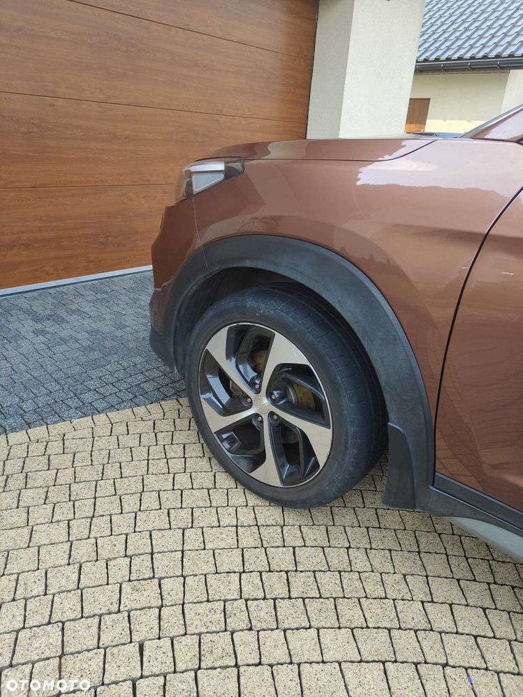 Hyundai Tucson - 8