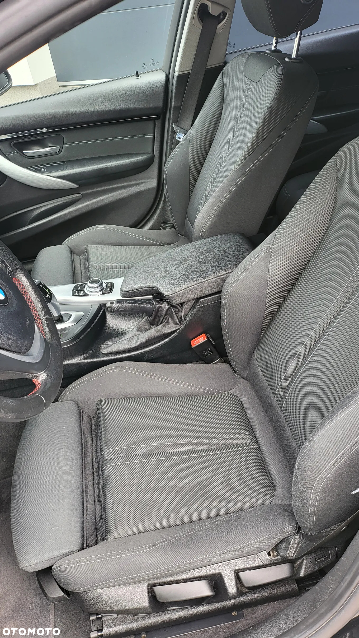 BMW Seria 3 318d Sport Line - 22