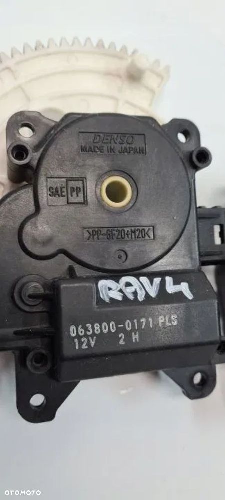 SILNICZEK NAGRZEWNICY TOYOTA RAV4 III - 11