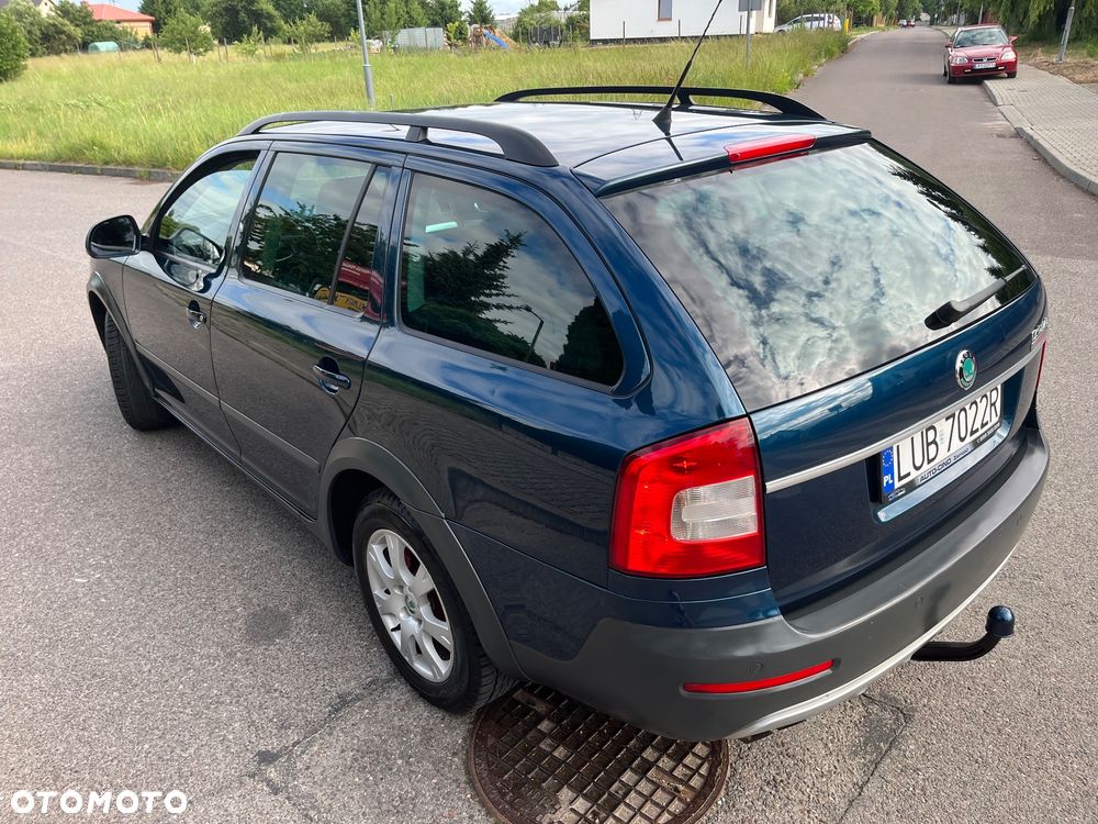 Skoda Octavia 2.0 TDI DPF 4x4 Scout - 12