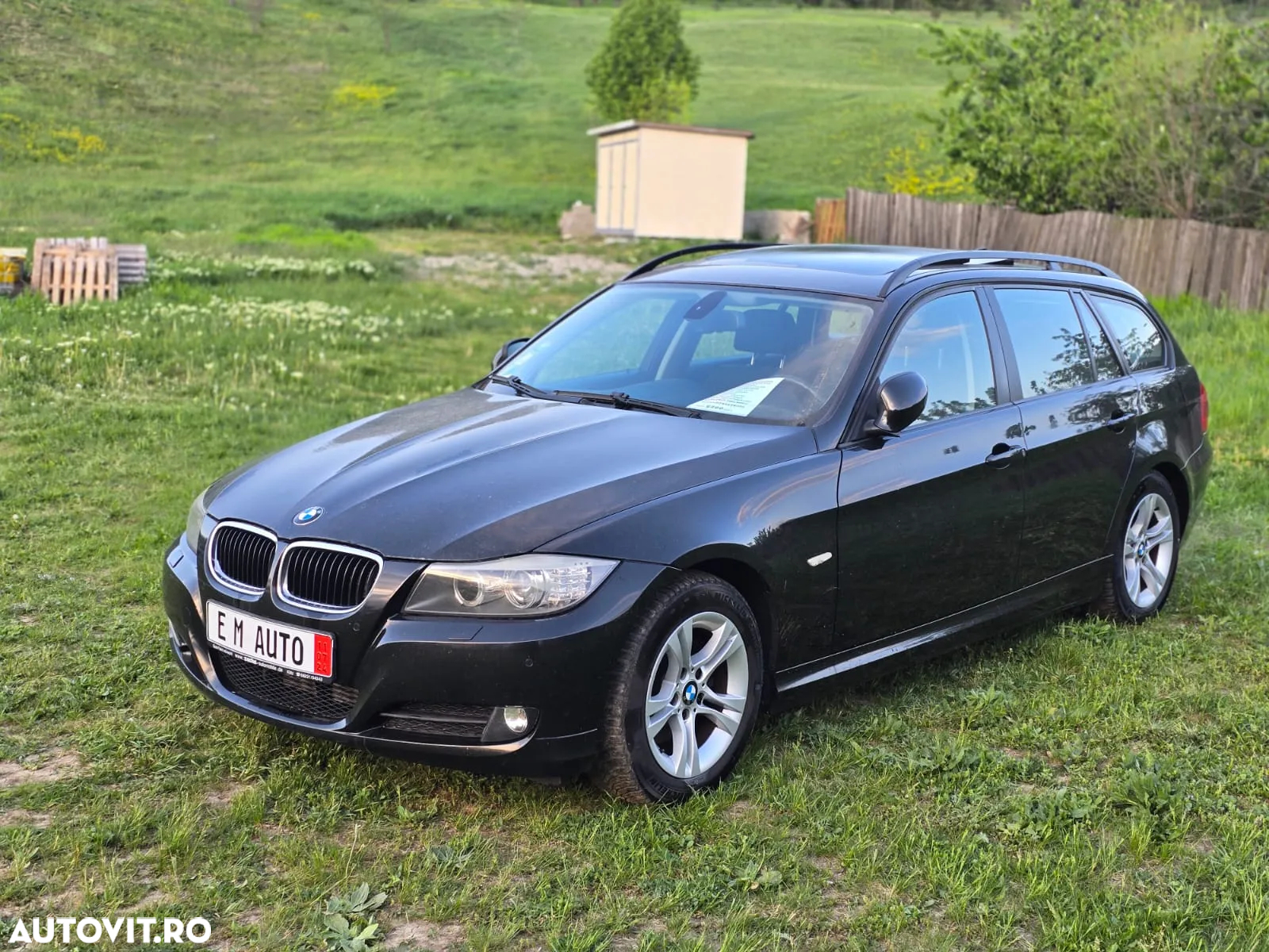 BMW Seria 3 318d DPF Touring - 2
