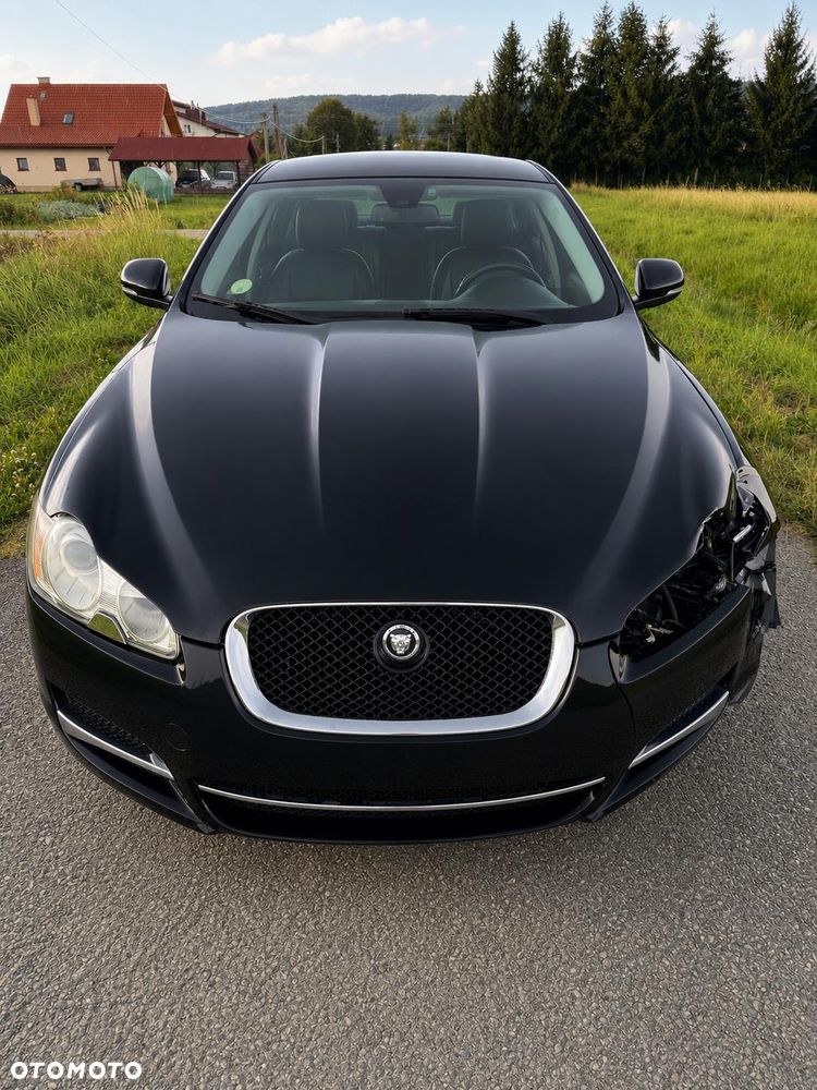 Jaguar XF 3.0 V6 S - 3