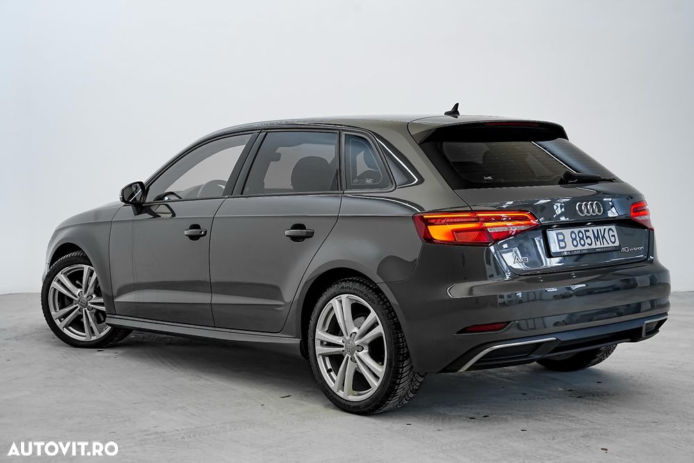 Audi A3 40 TFSIe ack S tronic S line - 6