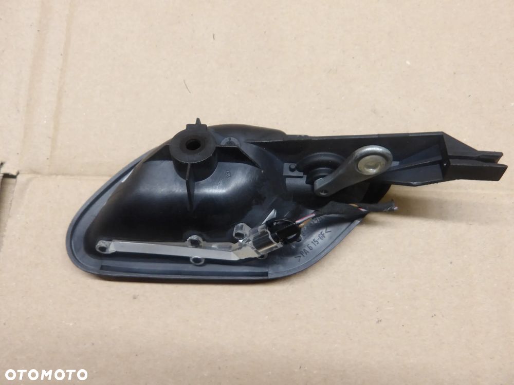 BMW E38 LIFT 99-01r. KLAMKA WEWNĘTRZNA PRAWY TYŁ - 7