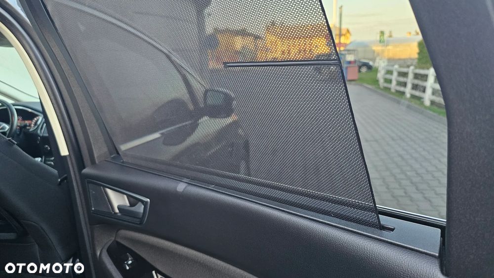 Ford S-Max 2.0 EcoBlue Titanium - 38