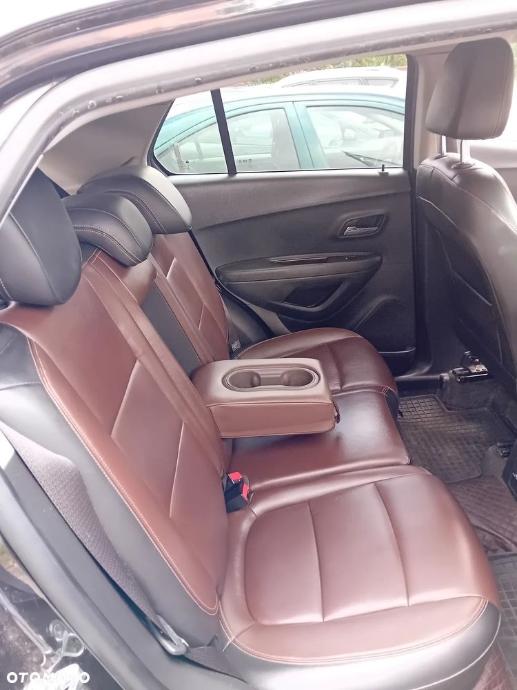 Chevrolet Trax 1.7 D LT - 21