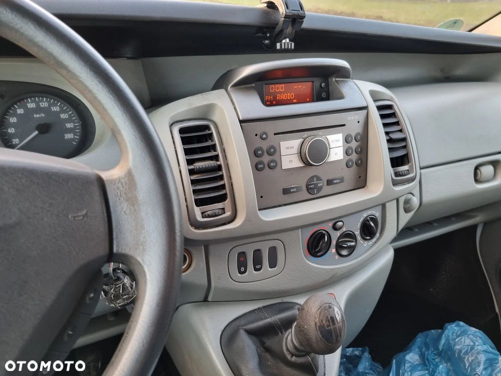 Opel Vivaro - 7