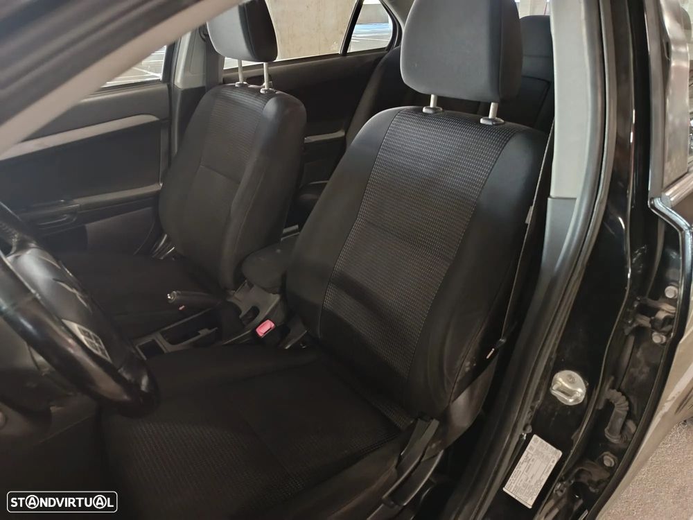 Mitsubishi Lancer 1.5 Invite - 20