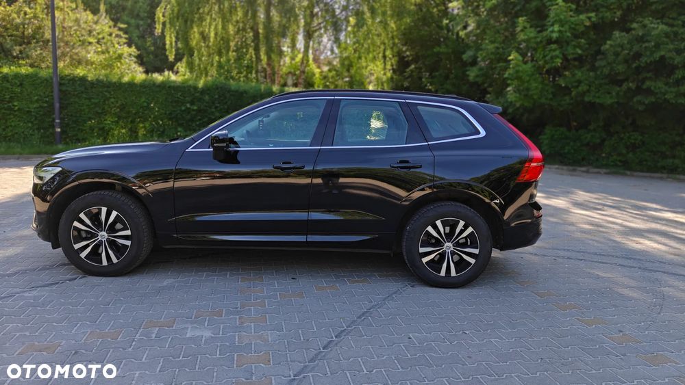 Volvo XC 60 B4 D AWD Momentum Pro - 5