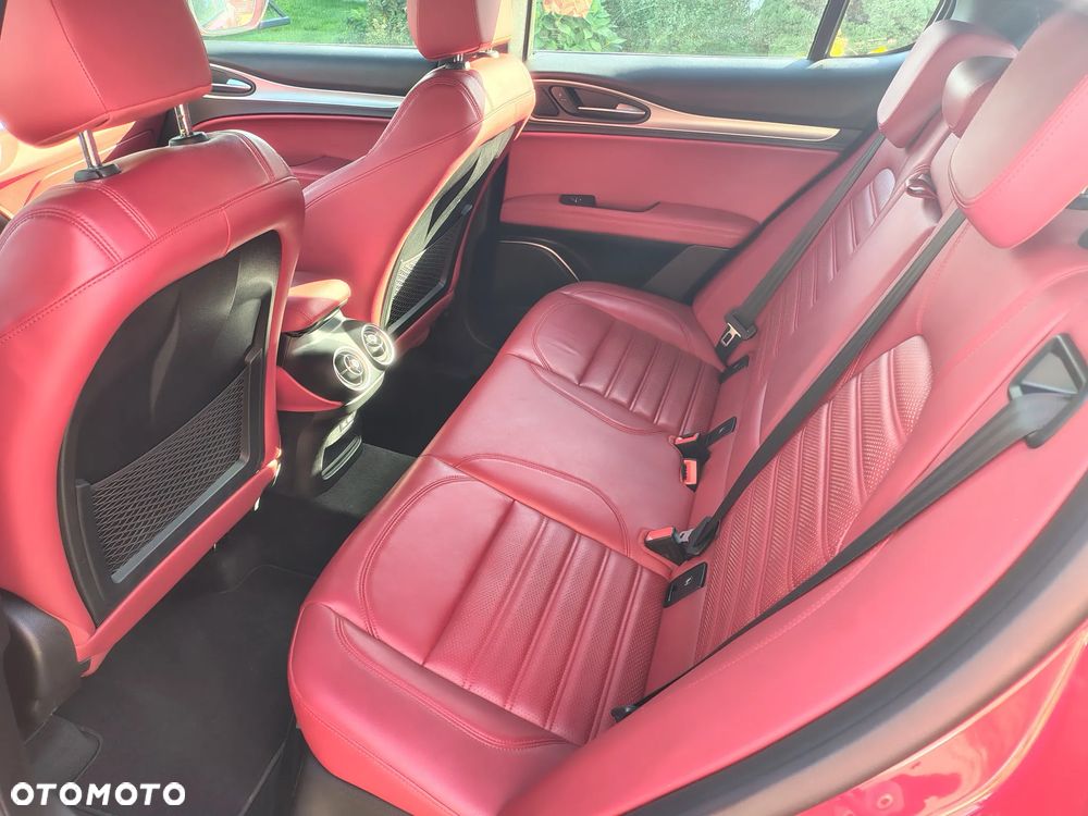 Alfa Romeo Stelvio 2.2 JTDM Veloce Q4 - 13