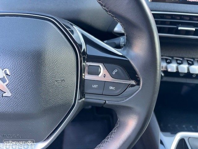 Peugeot 5008 1.6 BlueHDi Allure J18 - 24