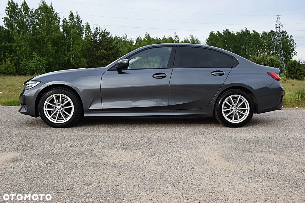 BMW Seria 3 318d Luxury Line - 6