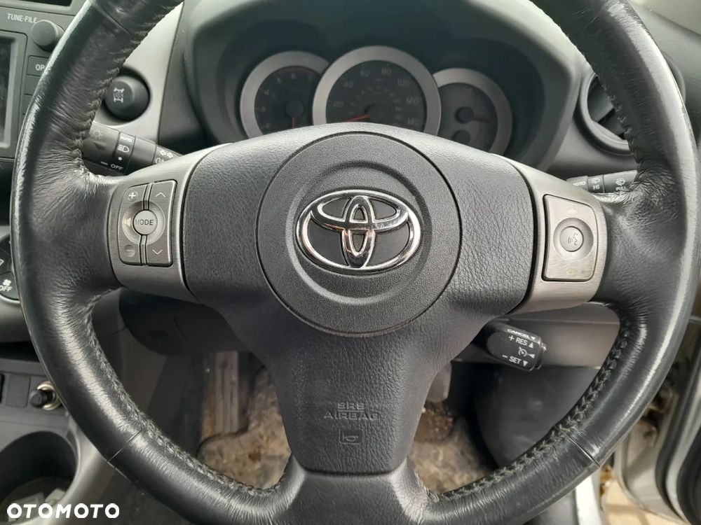 TOYOTA RAV4 III 05-12R PODUSZKA KIEROWNICY 3 RAMIONA - 1