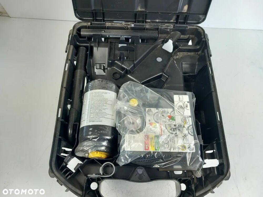 Zestaw Naprawczy Koła Zapasowego Kompresor Hak Renault Trafic III Vivaro B Talento 2014-2025