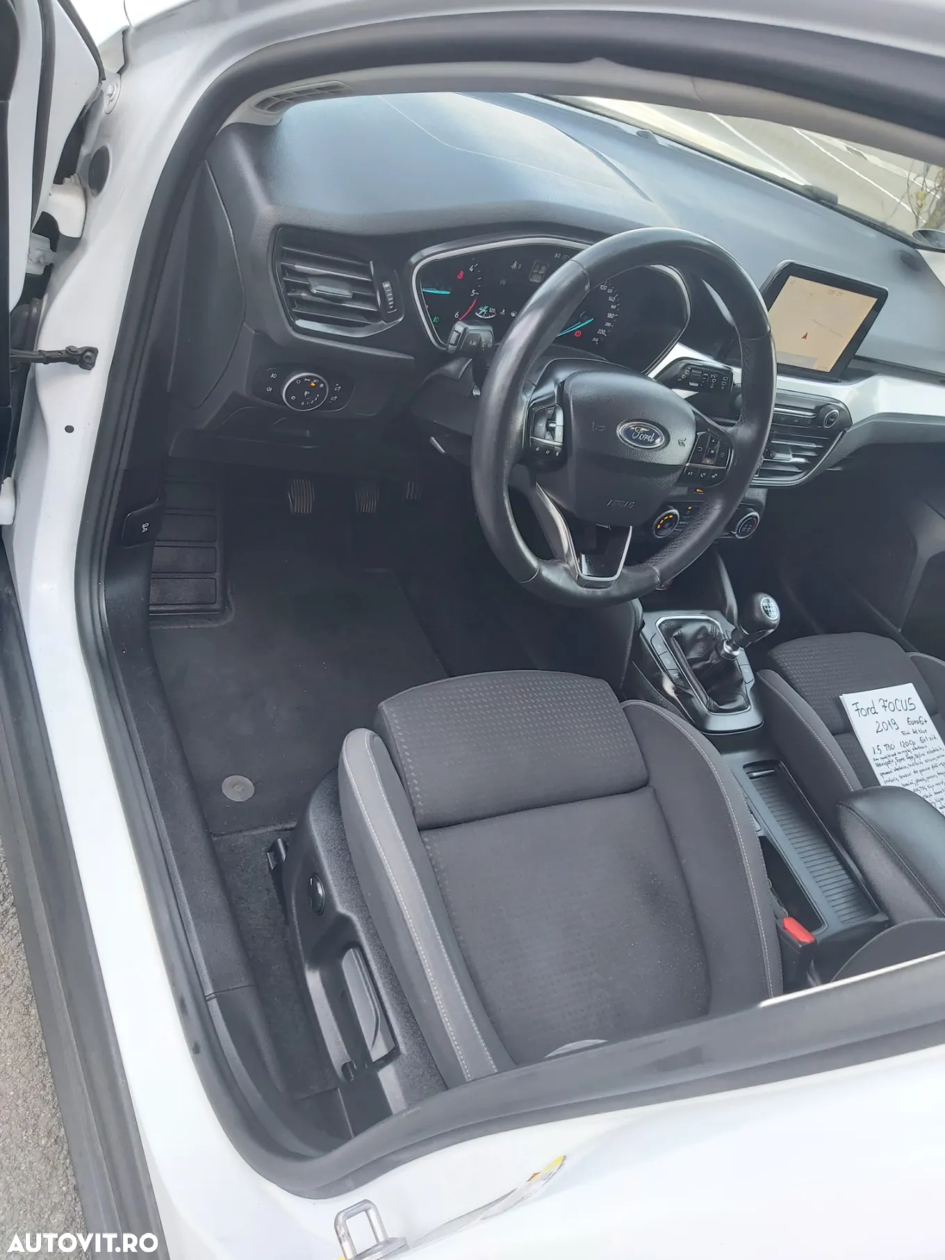 Ford Focus 1.5 EcoBlue Start-Stopp-System COOL&CONNECT DESIGN - 11
