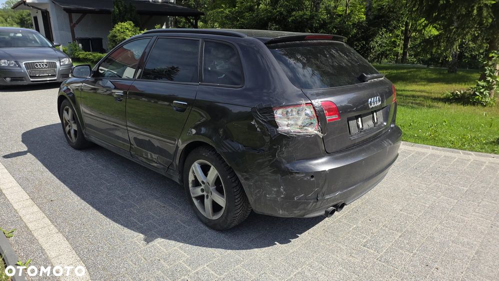 Audi A3 Sportback 1.8 TFSI Attraction - 6
