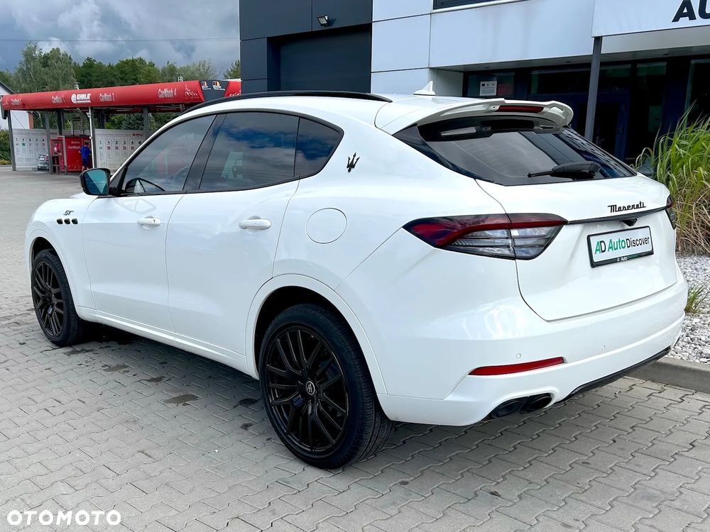 Maserati Levante Q4 - 4