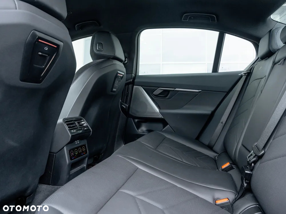 BMW Seria 5 520d - 14