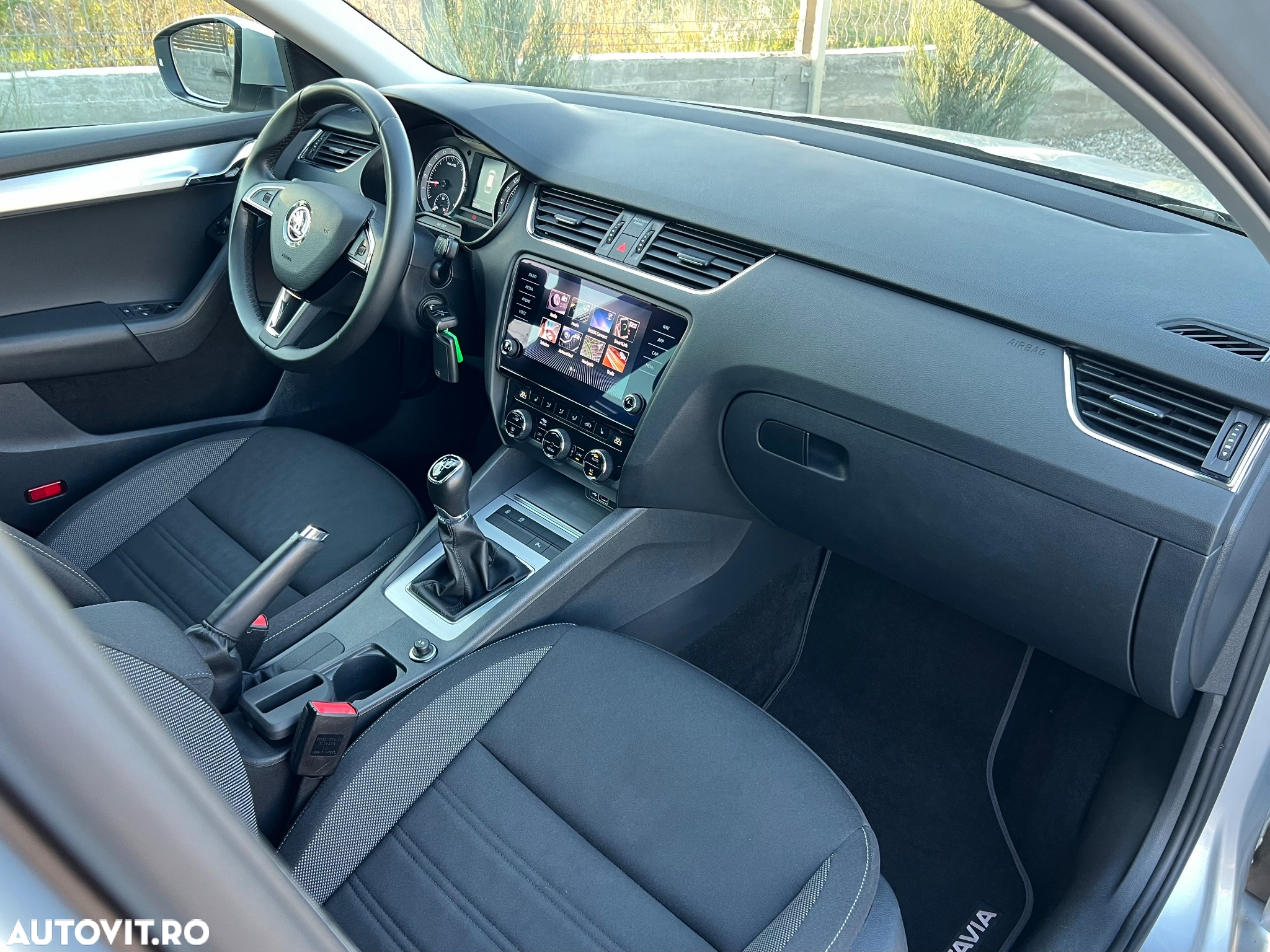 Skoda Octavia Combi Diesel 1.6 TDI Ambition - 5