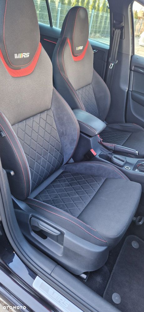 Skoda Octavia Combi 2.0 TDI DSG RS - 6