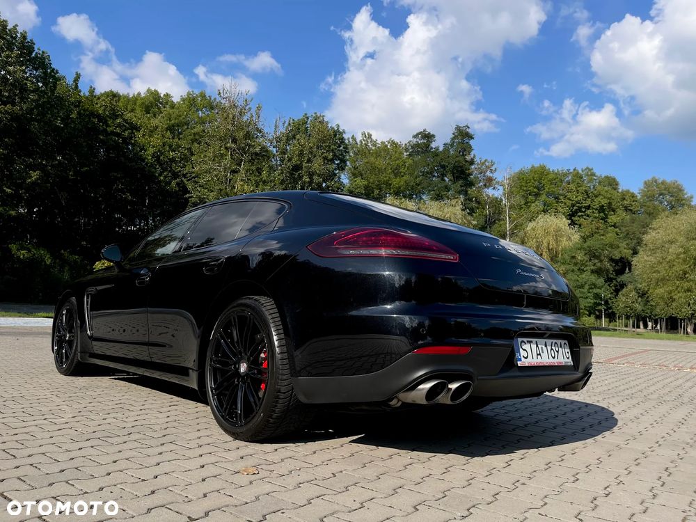 Porsche Panamera S PDK - 23