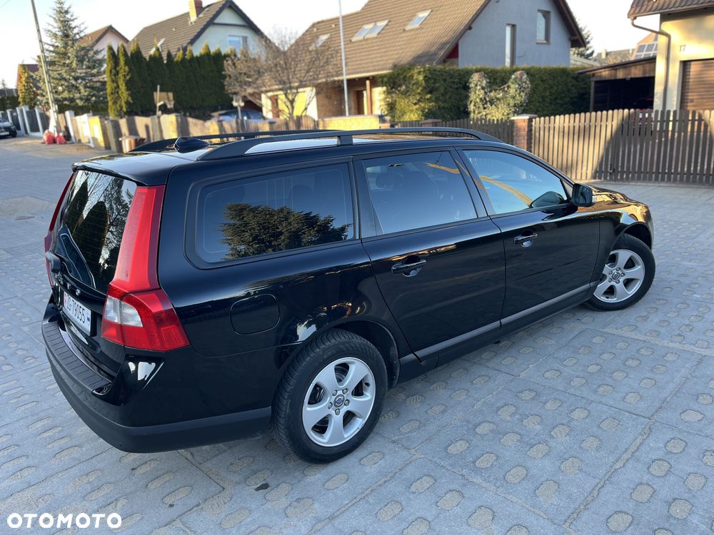 Volvo V70 2.0 - 37
