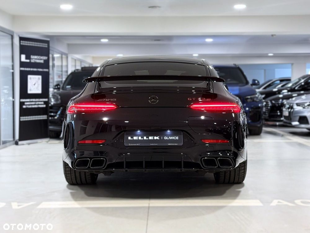 Mercedes-Benz AMG GT - 4