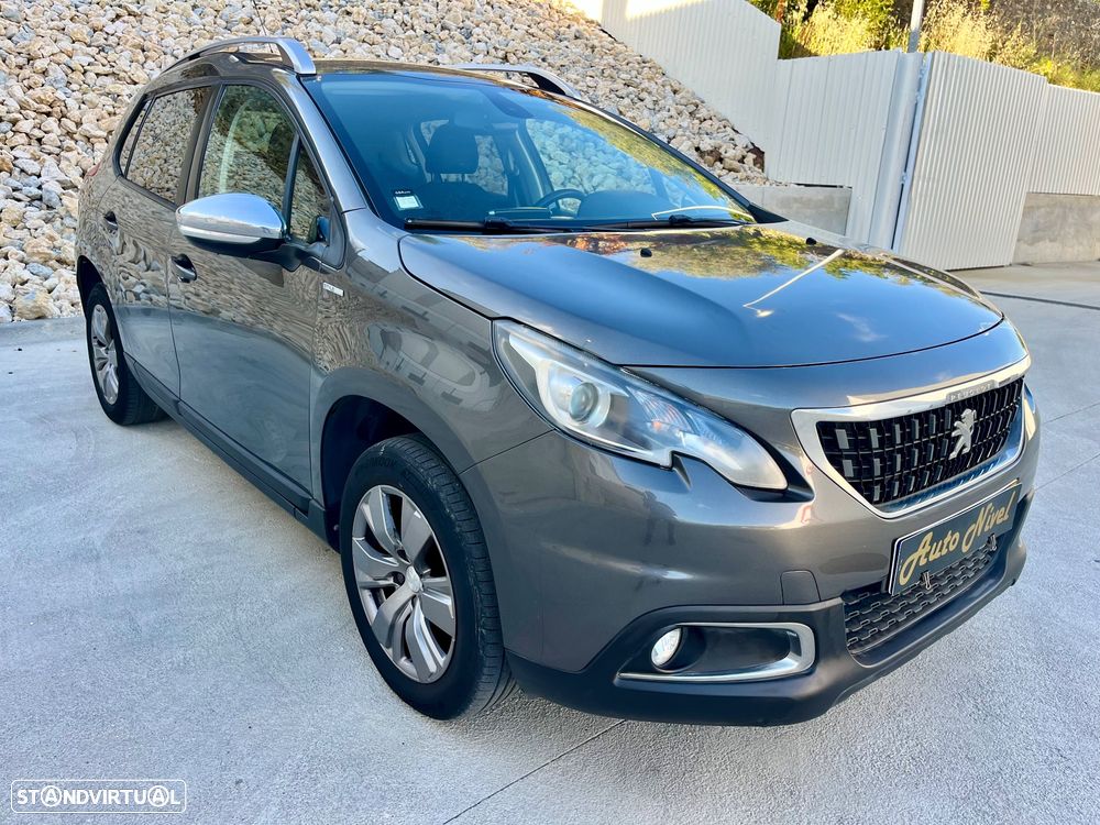 Peugeot 2008 1.2 PureTech Style - 24