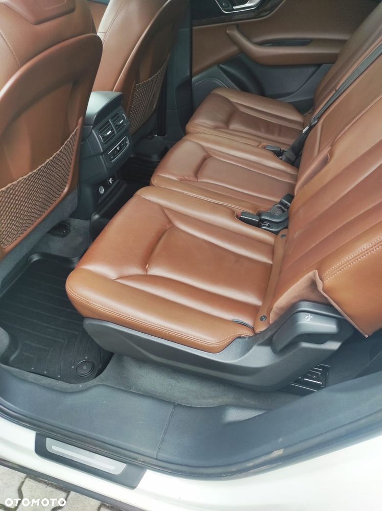 Audi Q7 - 14