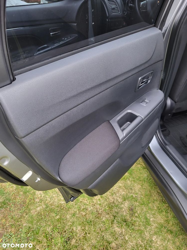 Mitsubishi ASX 1.6 Invite - 20