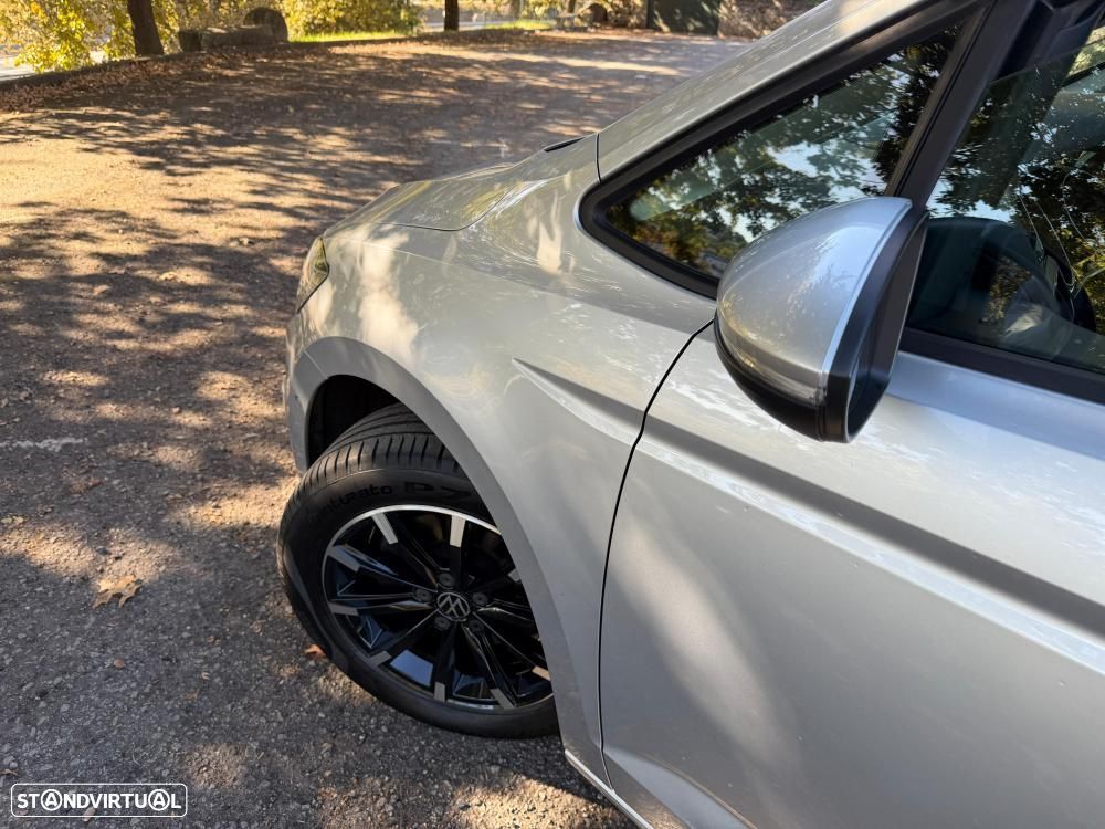 VW Touran 2.0 TDI Highline DSG - 24