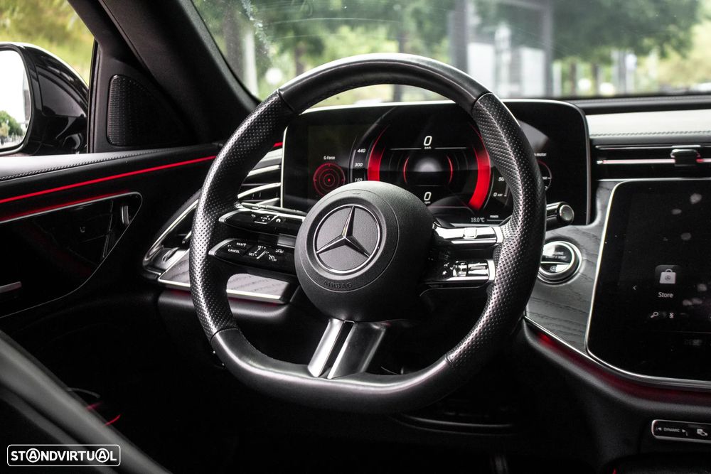 Mercedes-Benz E 220 d AMG Line - 35