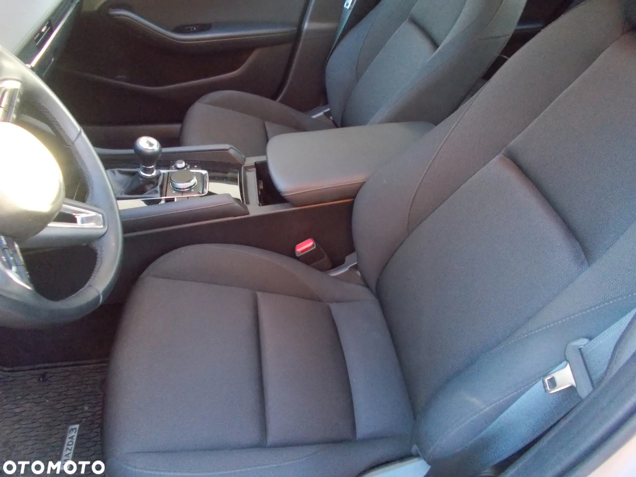Mazda 3 - 9
