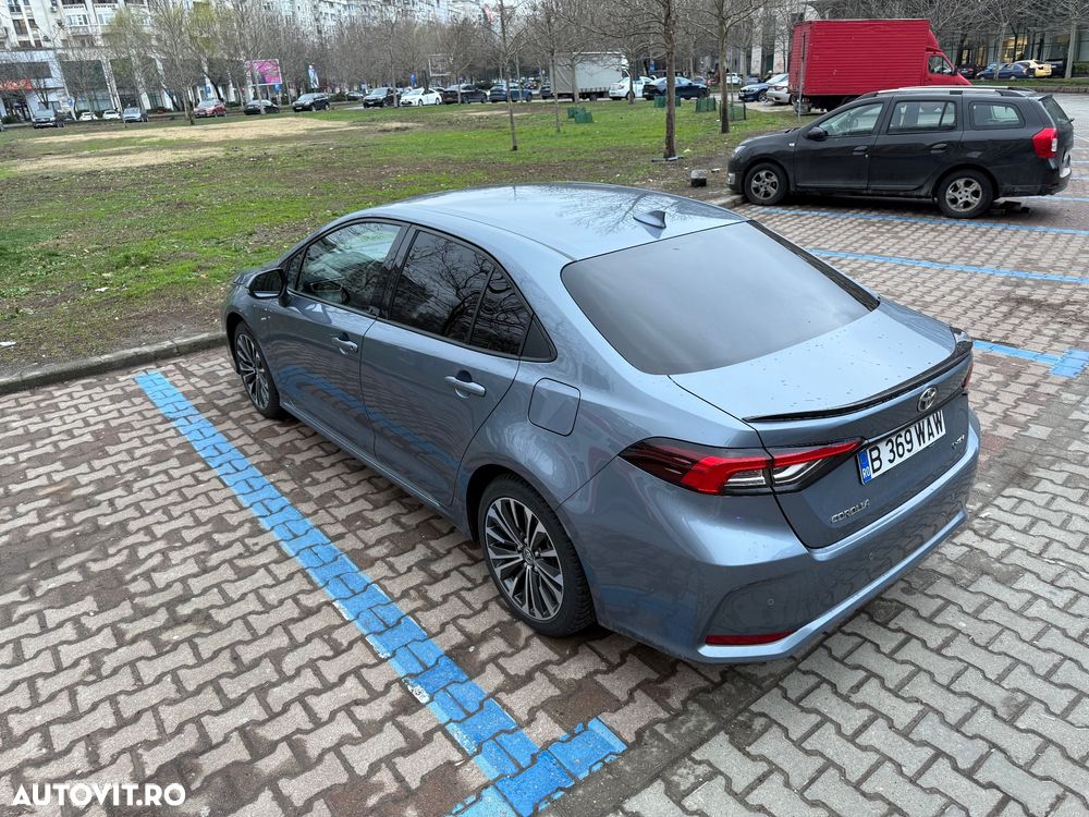 Toyota Corolla 1.8 HSD Dynamic - 9