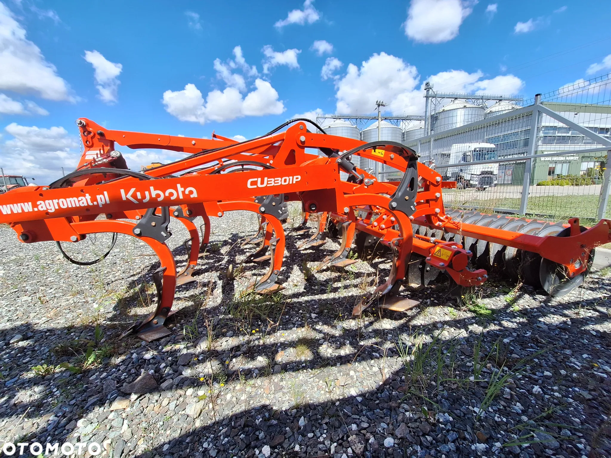 Kubota CU3301P - 2