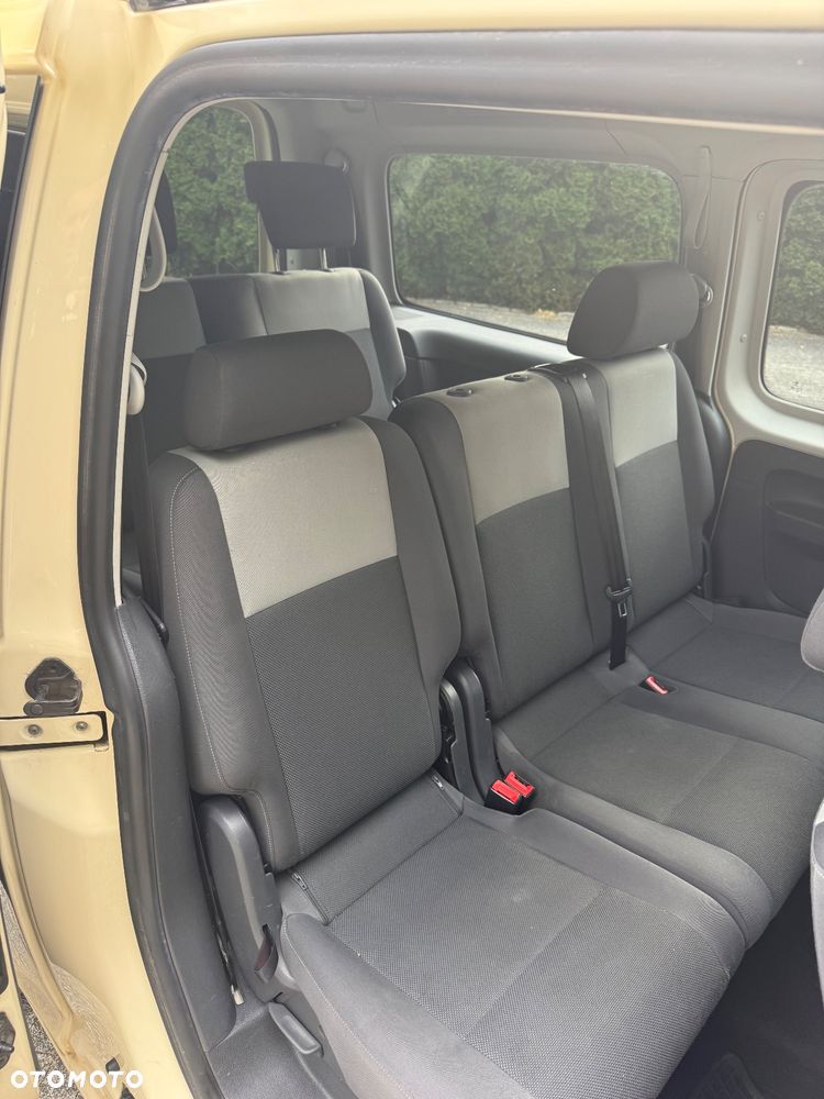 Volkswagen Caddy - 5