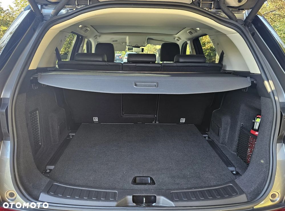 Land Rover Discovery Sport - 9