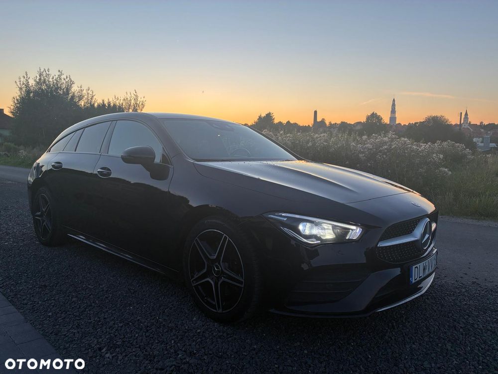 Mercedes-Benz CLA - 4